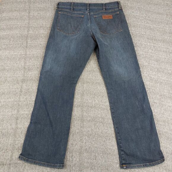 Wrangler Retro Relaxed Boot Cut Men 34x32 (Fit 34x31.5) Jeans Blue Classic Style - Picture 3 of 8